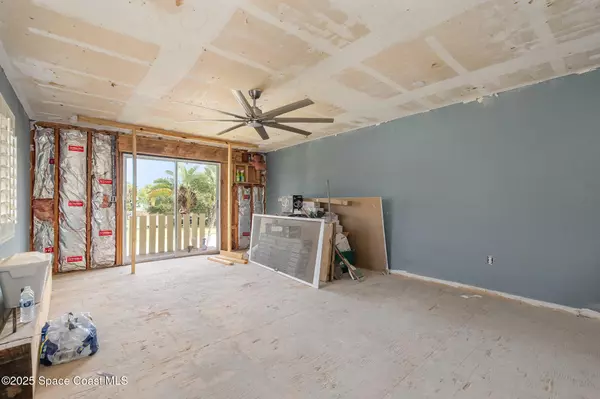 Melbourne Beach, FL 32951,419 Ocean AVE #104