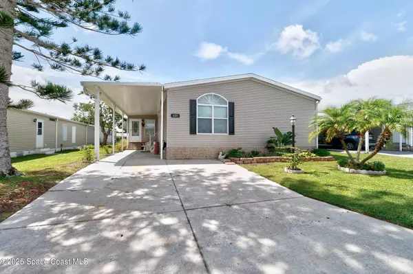 Barefoot Bay, FL 32976,621 Puffin DR