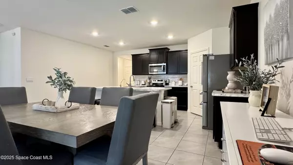 Rockledge, FL 32955,969 Trinity ST