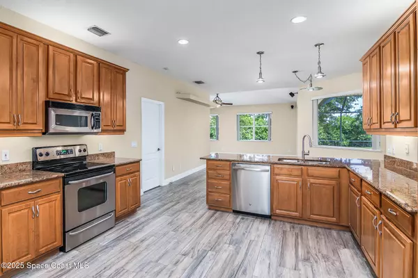 Merritt Island, FL 32953,3995 Dundee DR