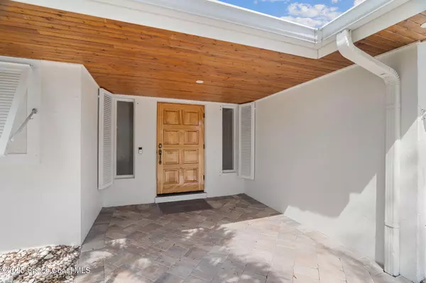 Melbourne Beach, FL 32951,318 Banyan WAY