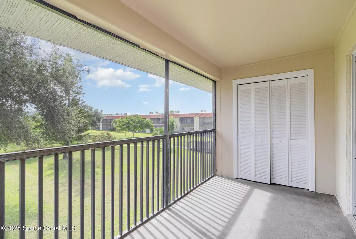 Cocoa Beach, FL 32931,201 Saint Lucie LN #709