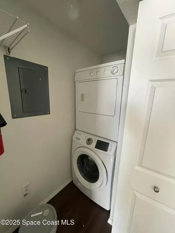 Melbourne, FL 32940,5692 Star Rush DR #203