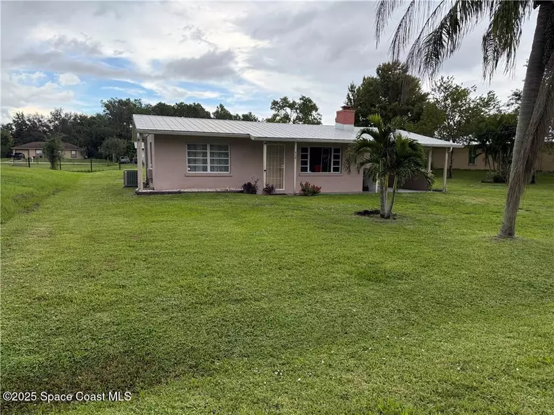 9126 85th ST, Vero Beach, FL 32967