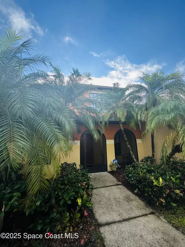 Melbourne, FL 32901,890 Luminary CIR #103