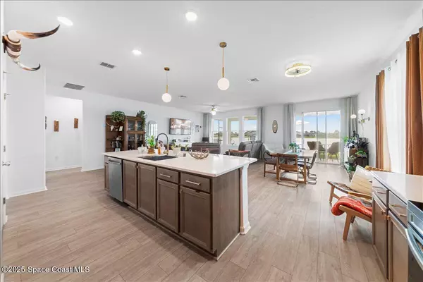 Palm Bay, FL 32907,2601 Pinwherry ST NW