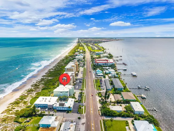 Cocoa Beach, FL 32931,3031 S Atlantic AVE #302