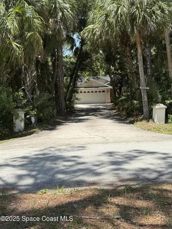 Rockledge, FL 32955,1821 Live Oak DR S