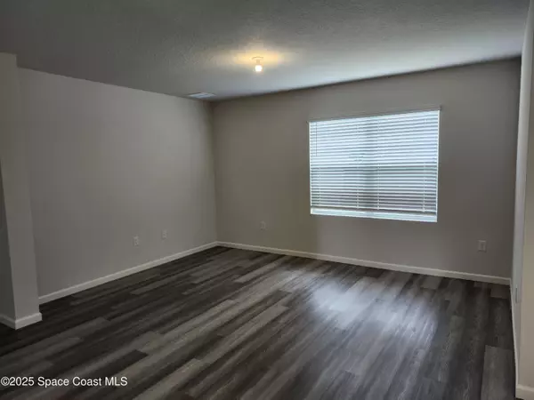 Palm Bay, FL 32909,450 Awin CIR SE