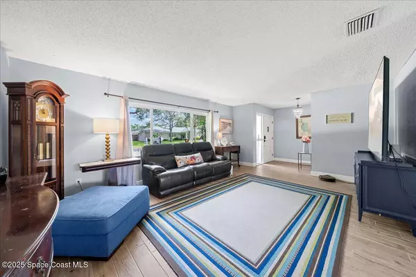 Satellite Beach, FL 32937,445 Saint Johns DR