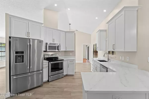 Rockledge, FL 32955,967 Pelican LN