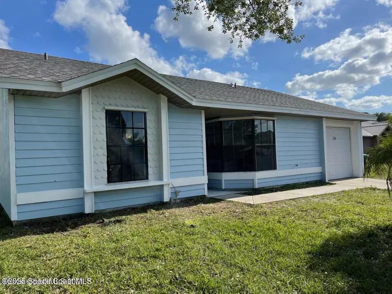 324 Emerson DR NW, Palm Bay, FL 32907