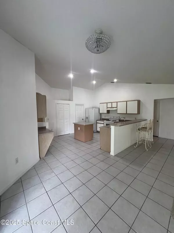 Melbourne, FL 32940,1213 Old Millpond RD