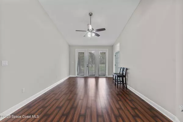 Merritt Island, FL 32953,370 Northgrove DR