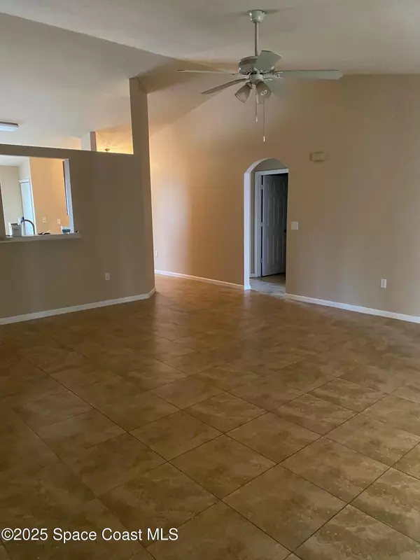 Palm Bay, FL 32907,147 Oakcrest AVE NE