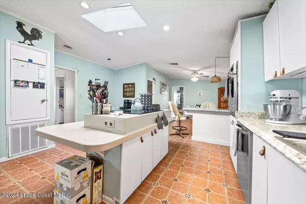 Barefoot Bay, FL 32976,1200 Croton DR