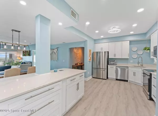 Melbourne Beach, FL 32951,3037 S Highway A1a #2c