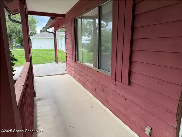 Sebastian, FL 32958,608 Stevenson AVE