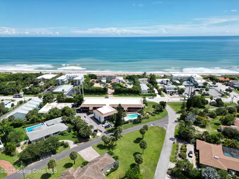 1318 S Miramar AVE #208, Indialantic, FL 32903