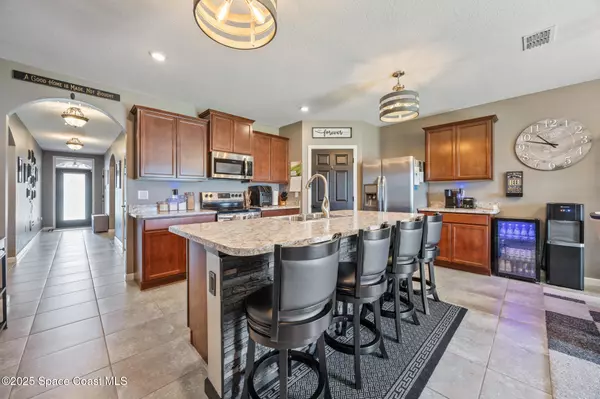 Palm Bay, FL 32909,925 Caligula AVE SE