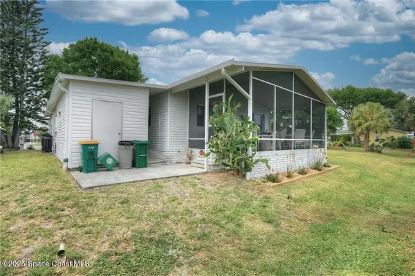 Barefoot Bay, FL 32976,104 Caladium CT