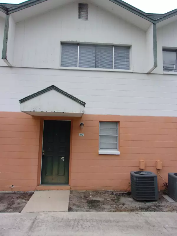 Cocoa, FL 32922,1711 Dixon BLVD #242