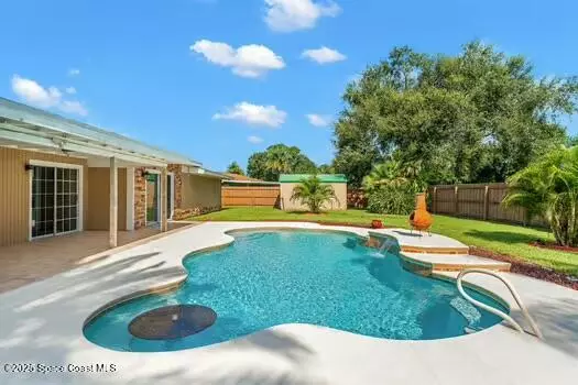 Palm Bay, FL 32905,933 Waialae CIR NE