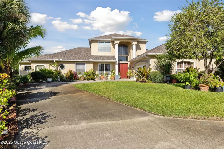 914 Sierra PL NE, Palm Bay, FL 32907