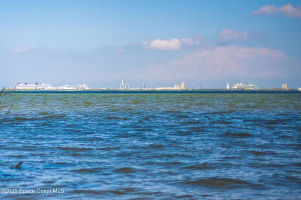 Merritt Island, FL 32952,2437 Yount DR