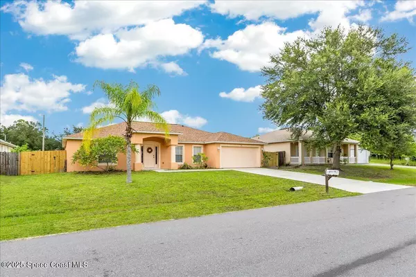 Palm Bay, FL 32907,391 Bougainvillea ST NW