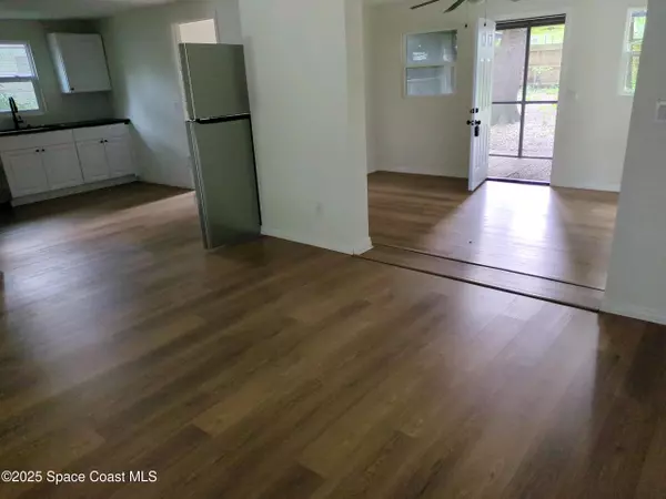 Orange Park, FL 32065,392 Arora BLVD