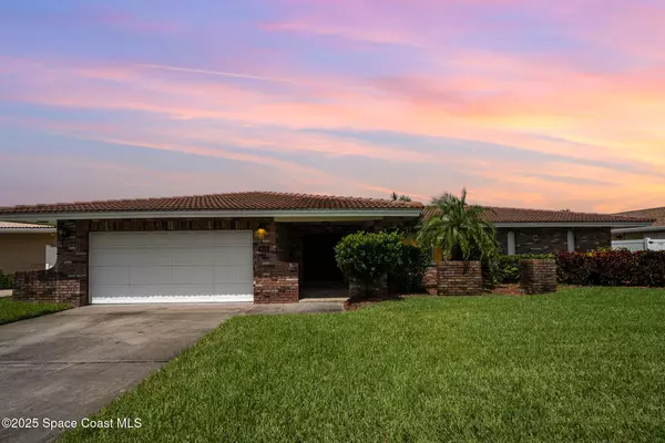 Satellite Beach, FL 32937,419 Saint Georges CT