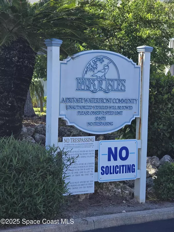 Cocoa Beach, FL 32931,580 S Brevard AVE #815