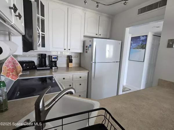 Cocoa Beach, FL 32931,2020 N Atlantic AVE #505n