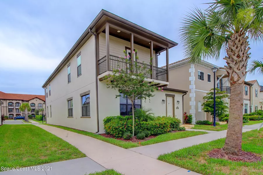 6903 Vista Hermosa DR, Melbourne, FL 32940