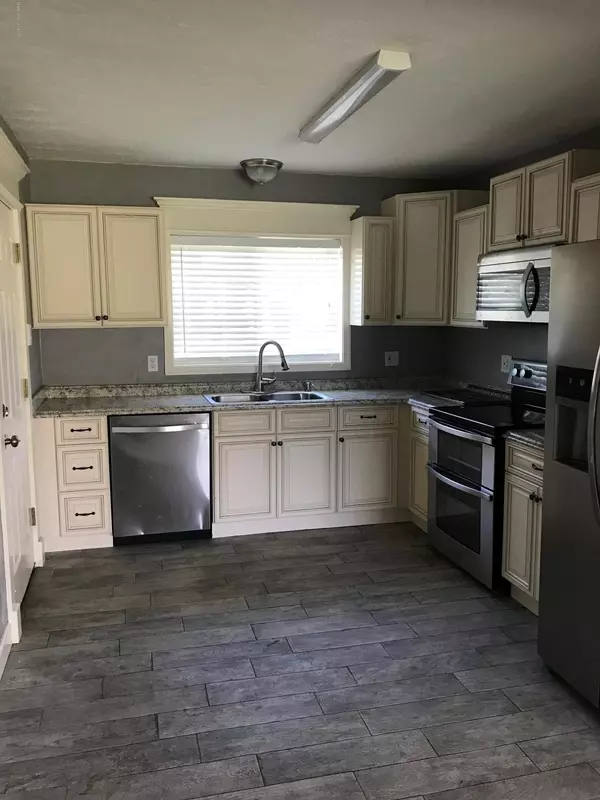 Cocoa Beach, FL 32931,132 W Suwannee LN