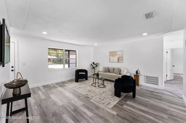 Titusville, FL 32780,720 Everglades CT