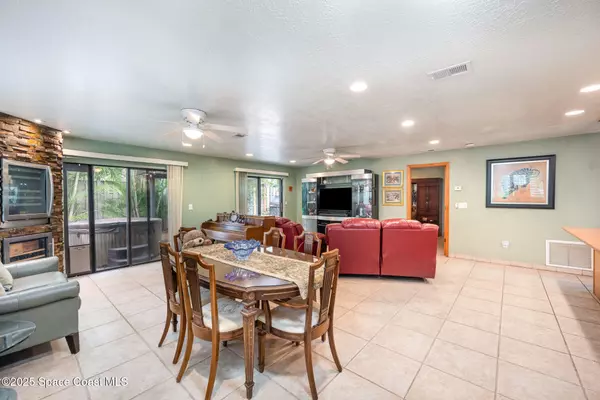 Cape Canaveral, FL 32920,8743 Seagrape CT