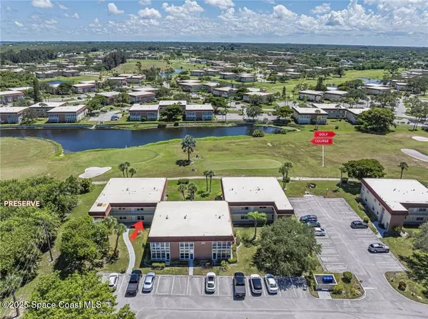 Vero Beach, FL 32962,111 Springlake CT #106
