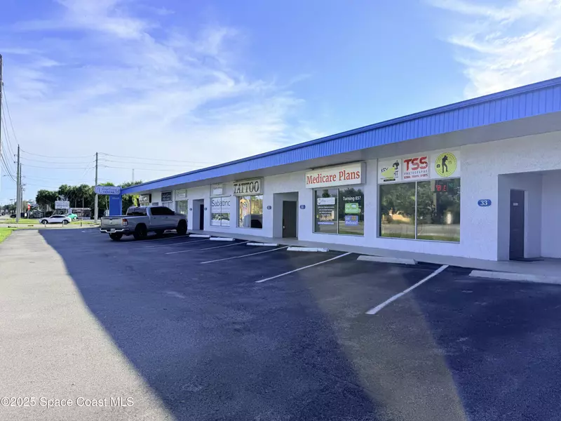 2555 N Courtenay Pkwy #31, Merritt Island, FL 32953