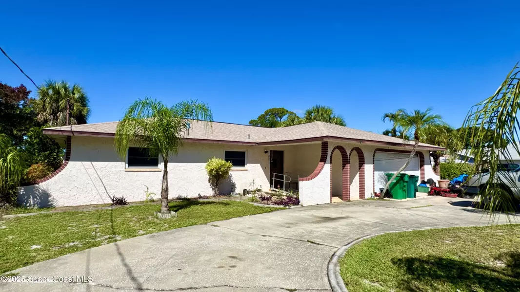335 Newfound Harbor DR, Merritt Island, FL 32952