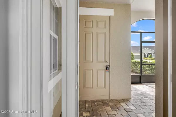Melbourne, FL 32940,8233 Loren Cove DR