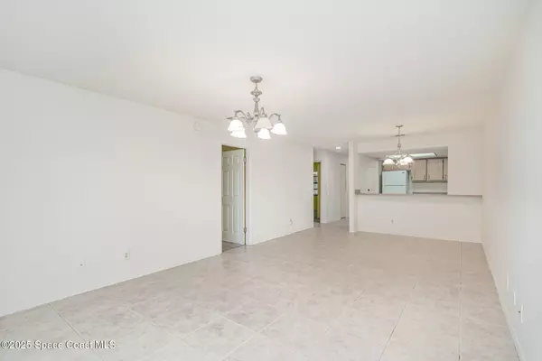 Melbourne, FL 32935,1033 Regency DR