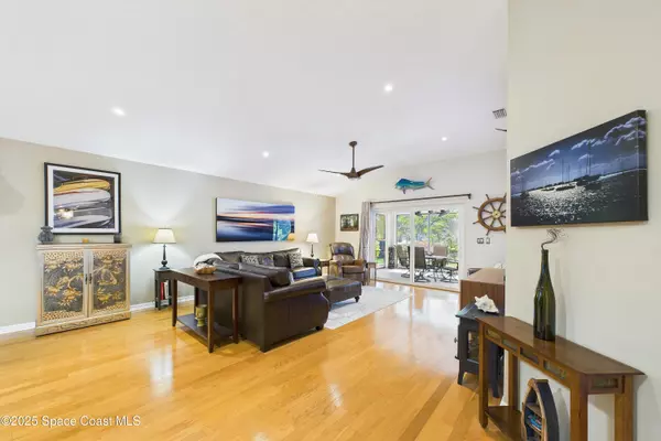 Melbourne, FL 32940,946 Shaw CIR