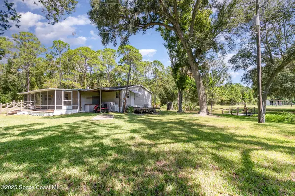 767 Pineland TRL, Ormond Beach, FL 32174
