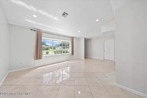 Palm Bay, FL 32907,418 Empire AVE NE