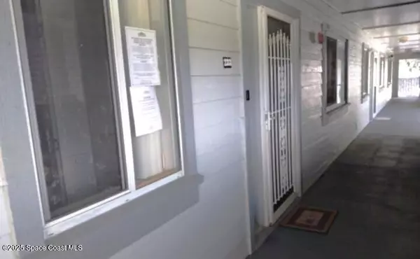 Titusville, FL 32780,575 Shadow Wood LN #233