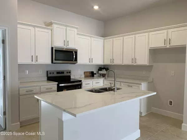 Palm Bay, FL 32907,1686 Kylar DR NW