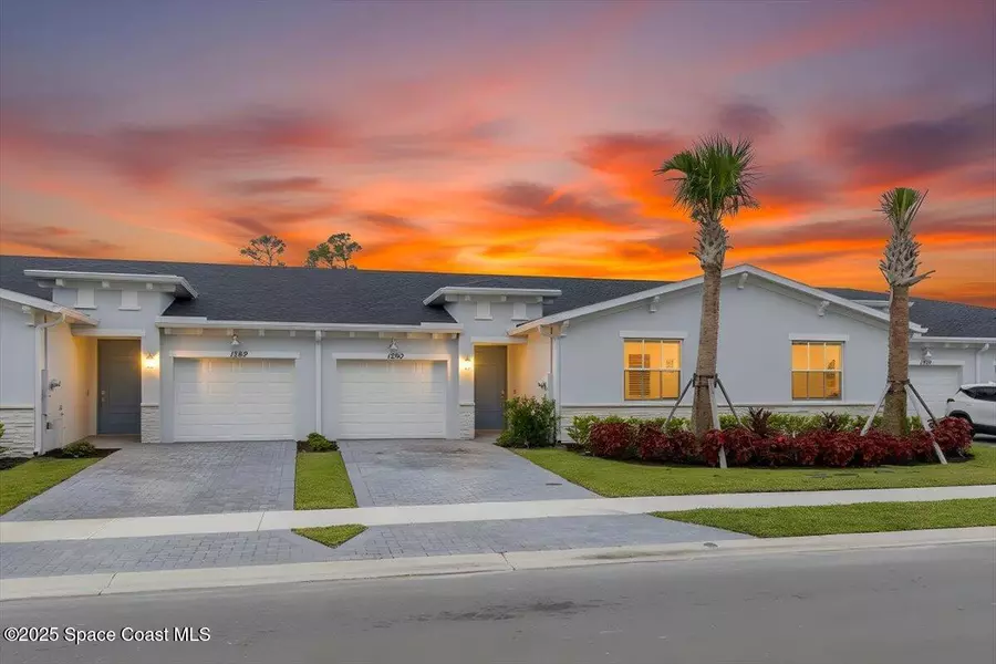 1292 Miraflores TRL NW, Palm Bay, FL 32907