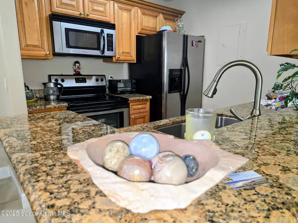 Melbourne, FL 32940,7667 N Wickham RD #416